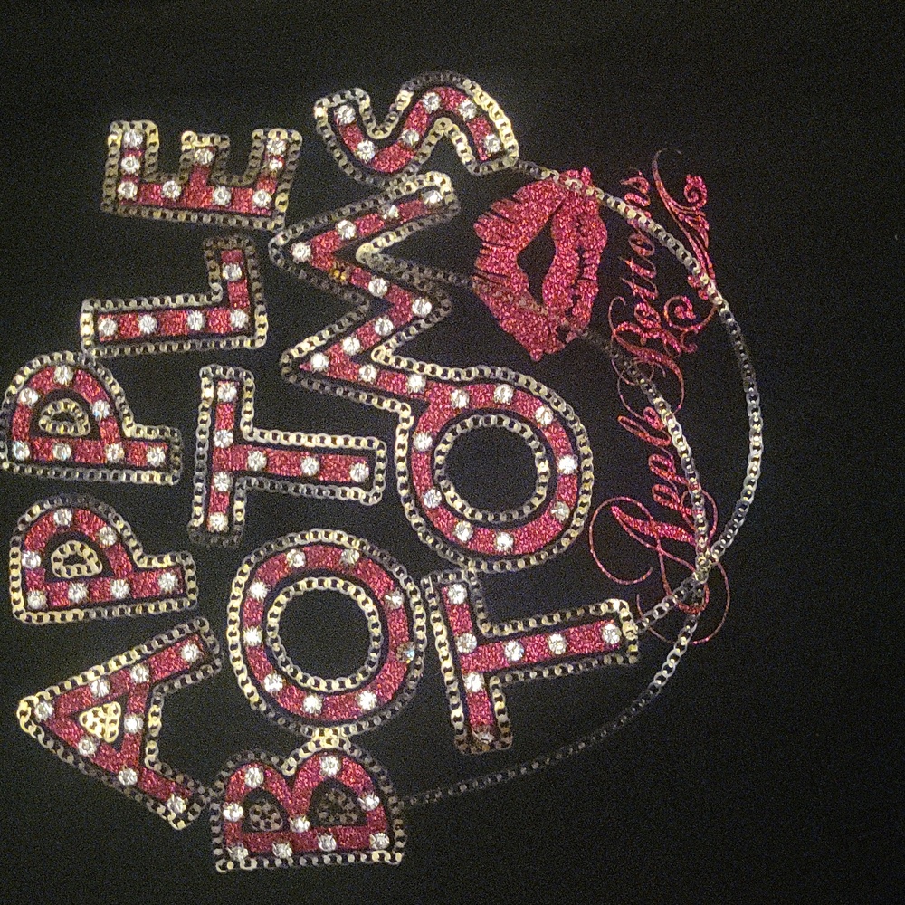 Apple Bottoms RARE FIND stretchy top with Vibrant Bling Graphic M - Picture 2 of 7